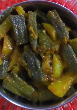 আলু ও ঢ্যাঁড়শের ঝাল(Alu Dhyanrosher Jhal Recipe in Bengali) রেসিপির প্রধান ছবি