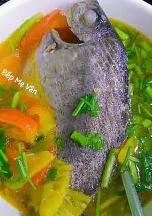 Hình của món Canh cá dìa nấu thơm cà chua.