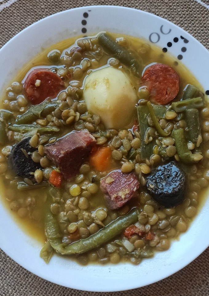 Una foto de Lentejas con verduras