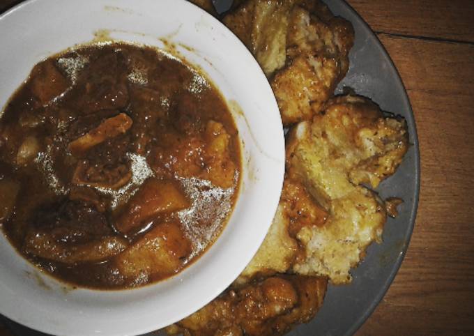 Beef curry and dumplings