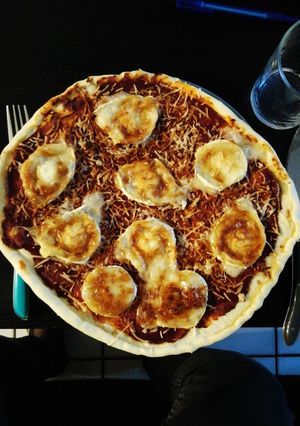 Une photo de Pizza chèvre - miel