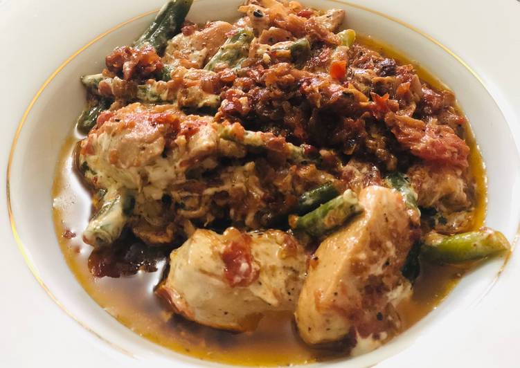 Recipe of Basil Tomato Creamy Chicken in 11 Minutes for Young Wife