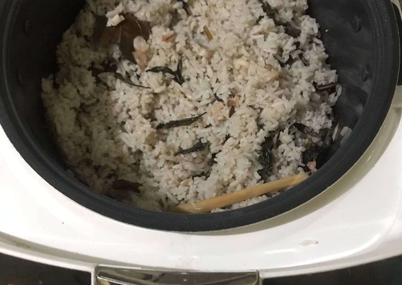 Nasi Leoet Squid Squid Magic rendah.