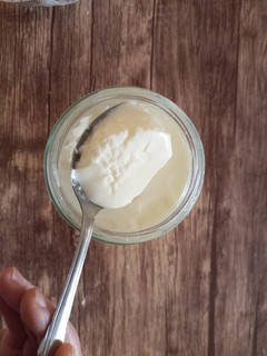 عکسی از دستور ماست خونگی تو شیشه مربا