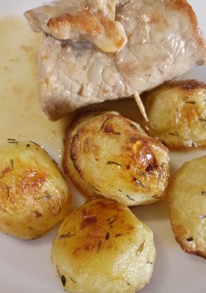 A picture of Veal, courgette and ham roll.