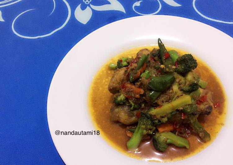 Ayam kecap cah brokoli