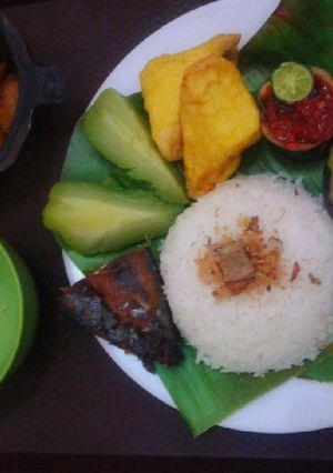 Foto resep Nasi liwet Komplit