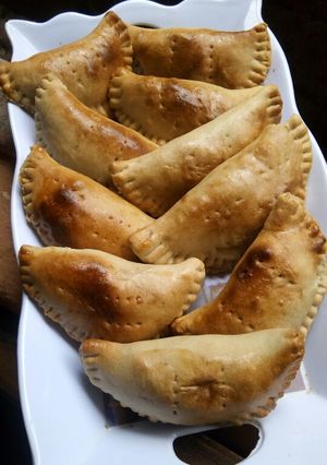 A picture of Baked meatpies.