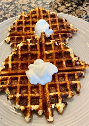 Sós KETO saffle (sajt- waffle) 🧀🧇 recept fotója
