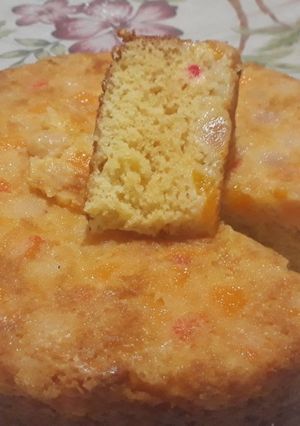 Una foto de Torta de ensalada de frutas