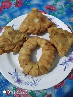 সমোসা(samosa recipe in Bengali) রেসিপির প্রধান ছবি
