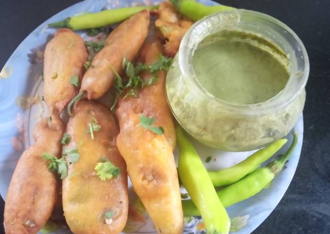 Recipe of Delicious Chatpata Rajasthani Mirchi vada(Mirchi pakoda)