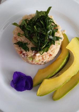 Una foto de Ensalada de Quinua y Aguacate