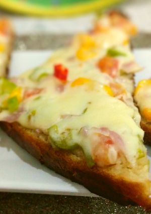 A picture of Veg Cheese Toast.