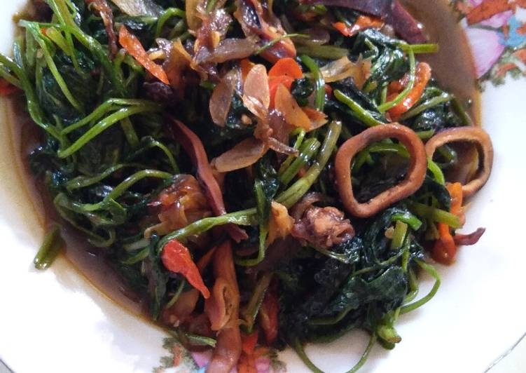 Kangkung terasi cumi asin