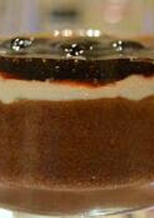 Una foto de Gelatina de café capuchino
