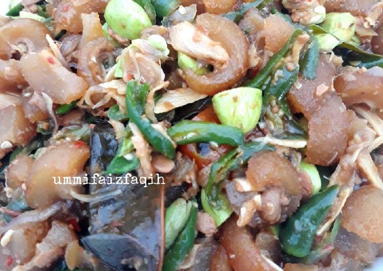 How to Prepare Yummy Kikil Tauco Pete Cabe Ijo