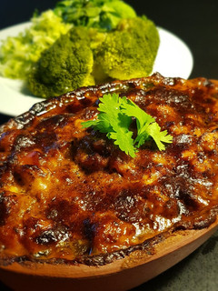 Una foto de Pollo con pesto al horno cetogénico