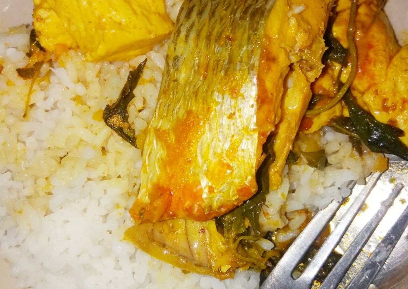 Nila kuning tahu kemangi (tanpa santan)