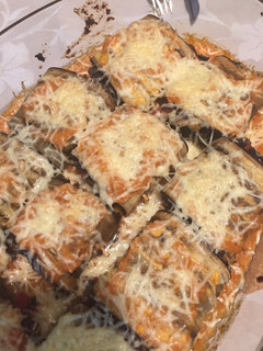 Una foto de Berenjenas rellenas de morcillas & pimientos del piquillo