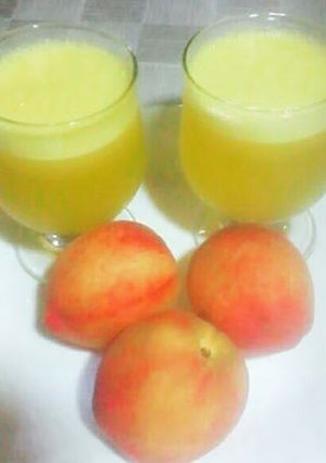 A picture of Peach Milkshake.