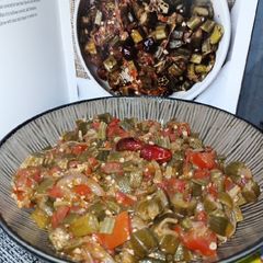 A picture of Okra Masala.