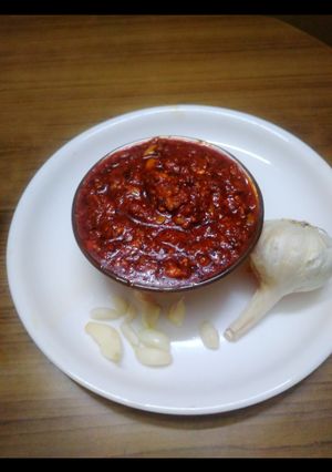 लहसुन की चटनी (Lahsun ki chutney recipe in Hindi) रेसिपी मुख्य फोटो