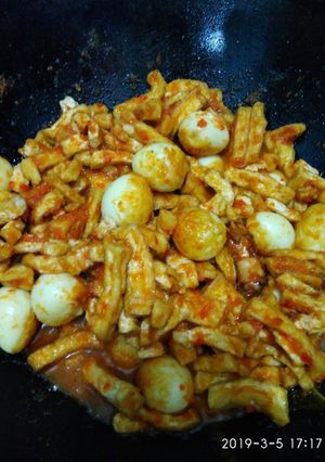 Foto resep Sambel goreng tahu, telur puyuh simple