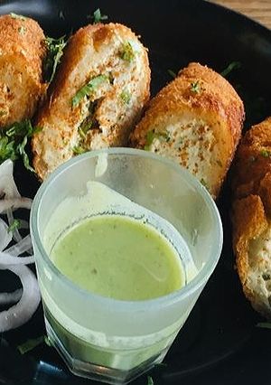 A picture of Cheese Bread Roll.