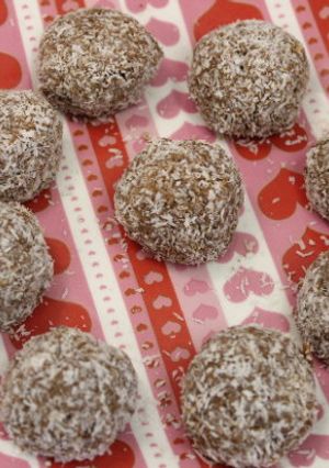 A picture of [No Oven Needed] Chocolate Snowballs with Four Ingredients.