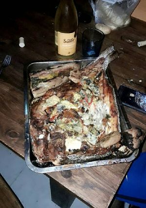 Una foto de Corvina al Roquefort