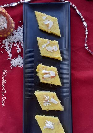 A picture of Rice Burfi.