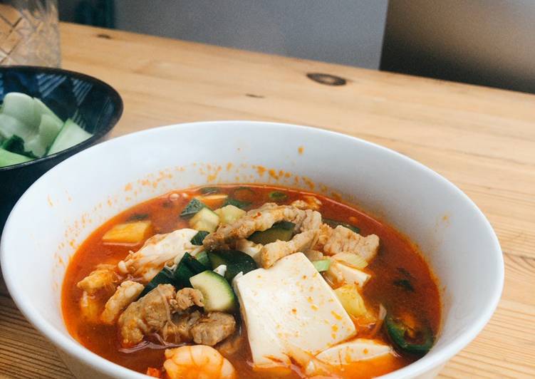 Steps to Make Ultimate Doenjang-Jigae(Soybean Paste Stew)