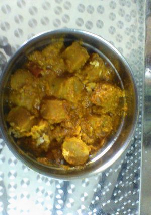 A picture of Coconut gatta curry.