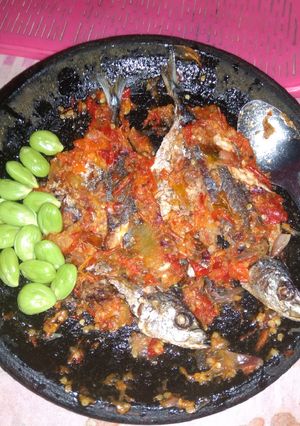 Foto resep Pecak ikan (ikan penyet)