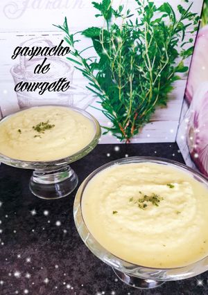 Une photo de Gaspacho de courgette 😋