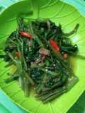 Tumis kangkung azaaa...😗