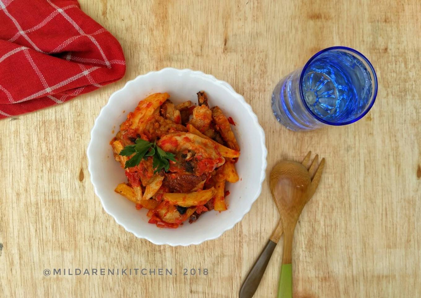 Goreng ayam, tempe balado