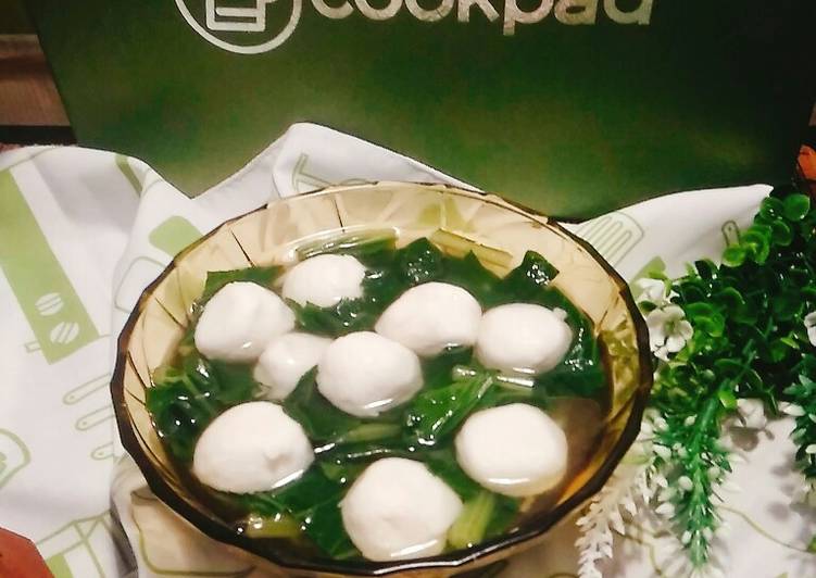 Bumbu Sop Sawi hijau Bakso Ikan | Resep Membuat Sop Sawi hijau Bakso Ikan Yang Enak Banget
