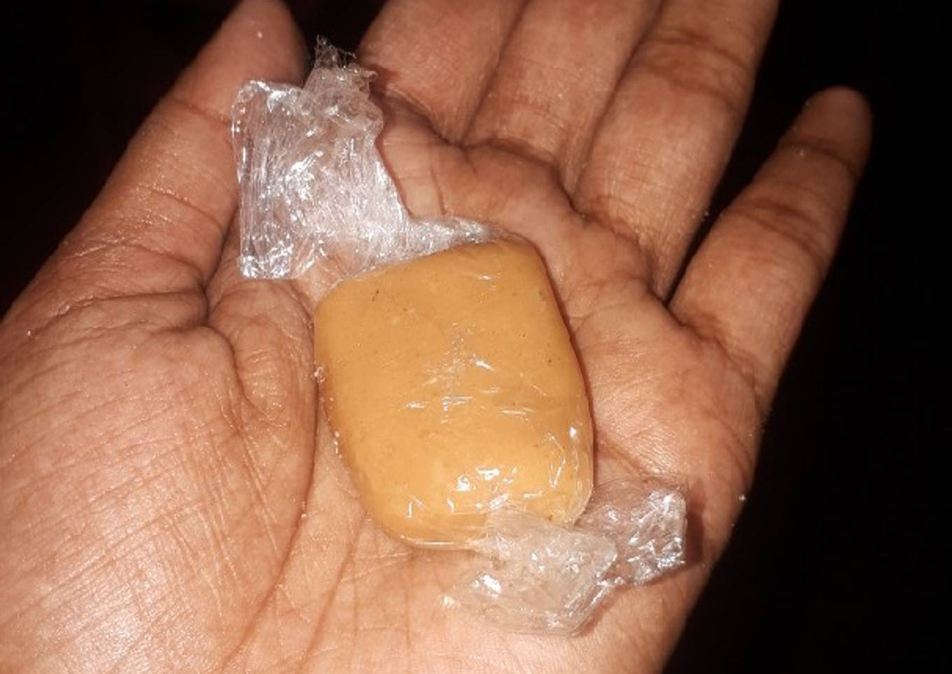Simple caramel toffee