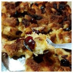 A picture of Bread pudding.