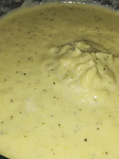 Una foto de Vichyssoise y algo más (sopa-crema fría)