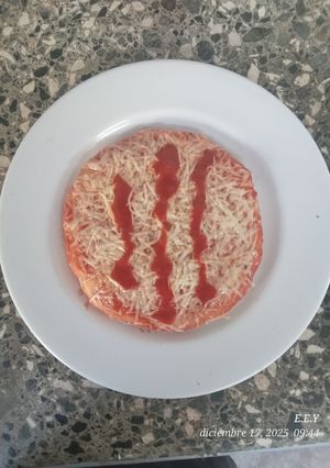 Una foto de Pizza cubana 🍕 🇨🇺