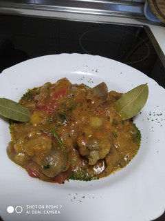 Una foto de Salsa de costillas con champiñones