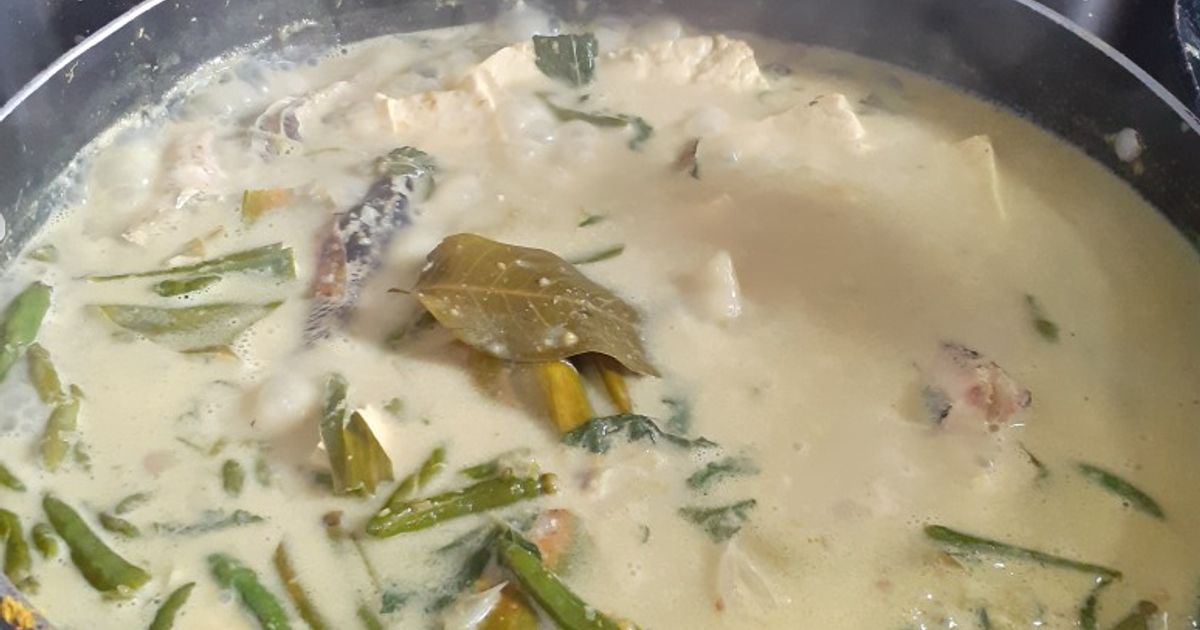 Pangek masin ikan (masakan minang)