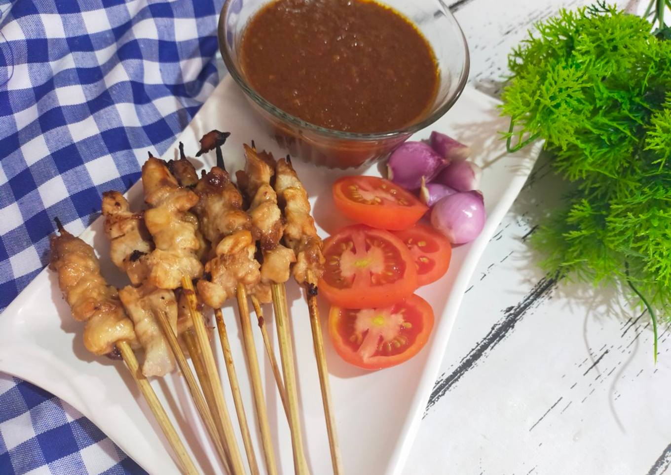 Sate ayam saus kacang