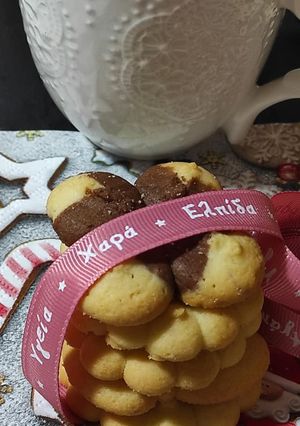 Φωτογραφία της συνταγής Τα γιορτινά μπισκοτάκια της Χρυσάνθης! Συνταγή από Ασημένια Μήλιου : Με ό,τι έχει το ντουλάπι!