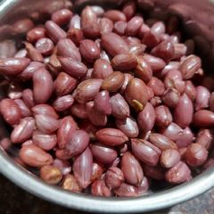 A picture of Boiled peanuts.