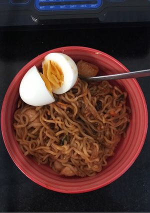 Hình của món Mì gà cay.