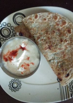 आलू मेथी पराठा (Aloo methi paratha recipe in hindi) रेसिपी मुख्य फोटो